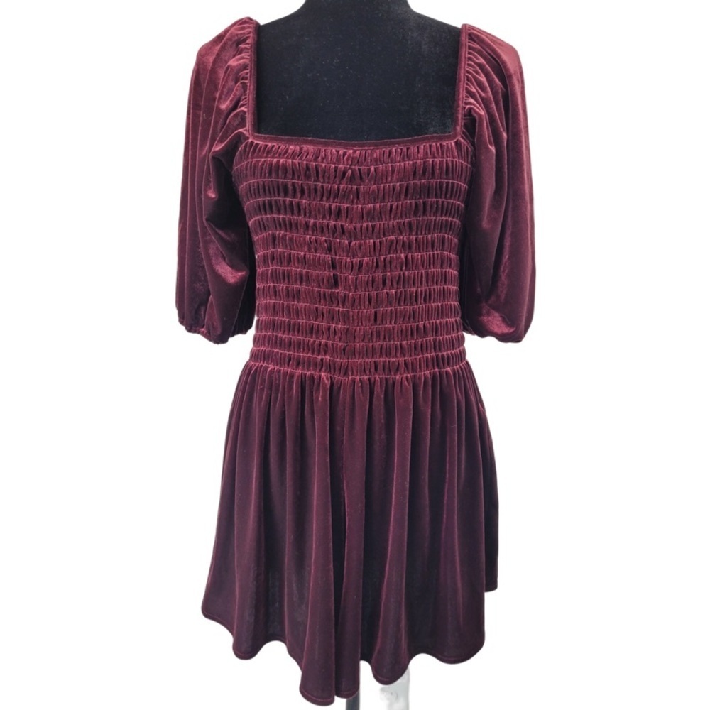 ✅ Urban Outfitters burgundy red velvet puff sleeve romper size L